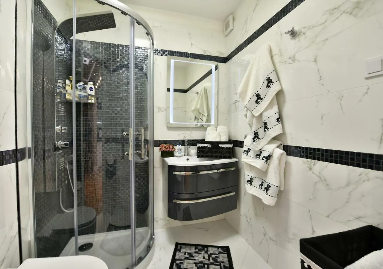 Apartment Markovski Пореч